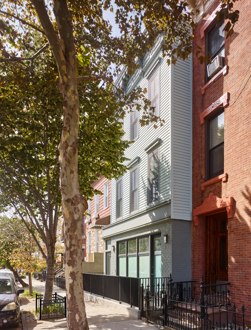 Greenpoint Row House by Sherman Architects