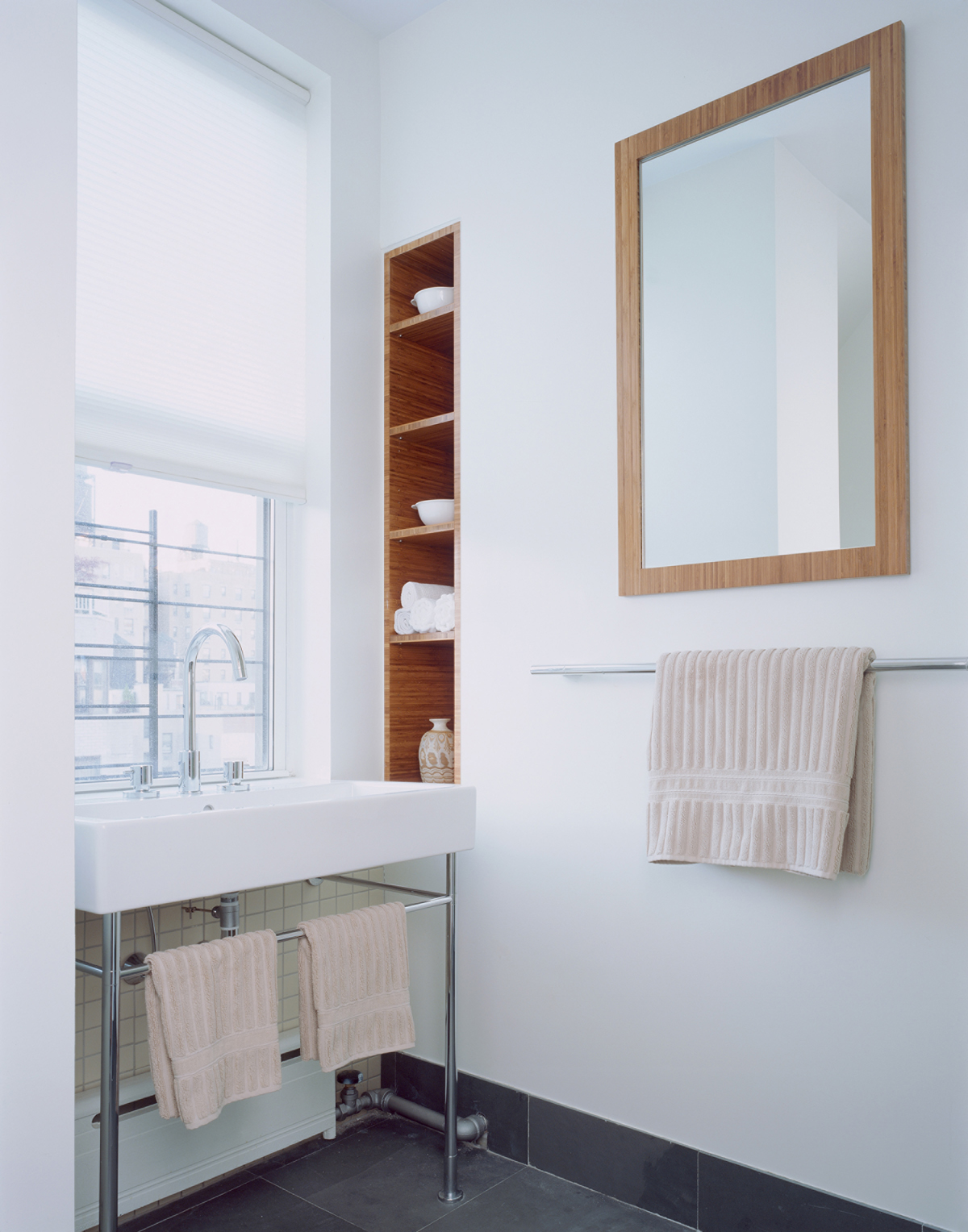 Carnegie Hill Apartment, Bathroom by Sherman Architects
