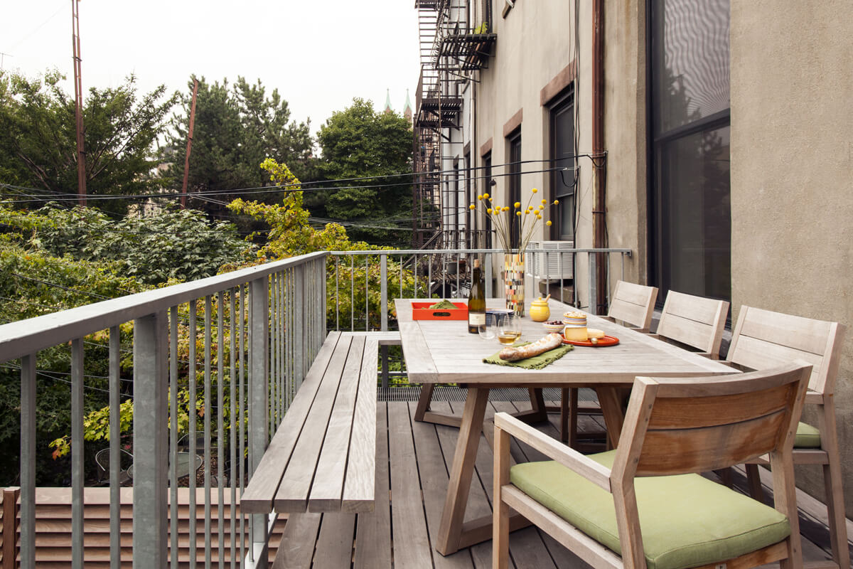 Carroll Gardens Townhouse, Deck by Sherman Architects