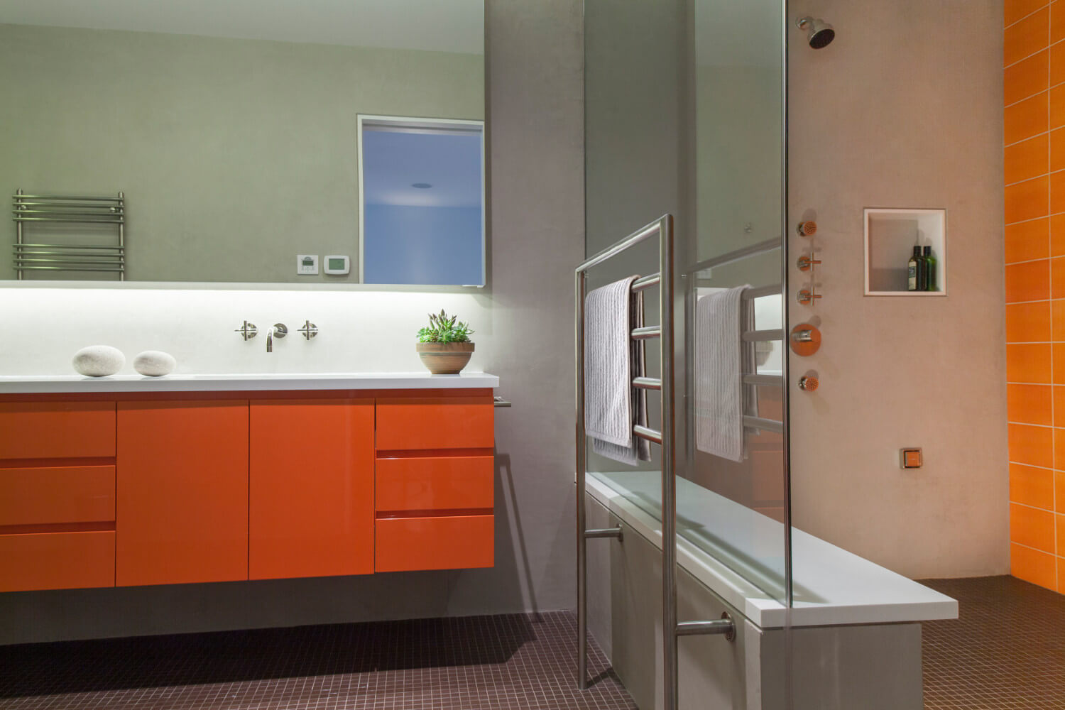 Carroll Gardens Townhouse, Bathroom by Sherman Architects