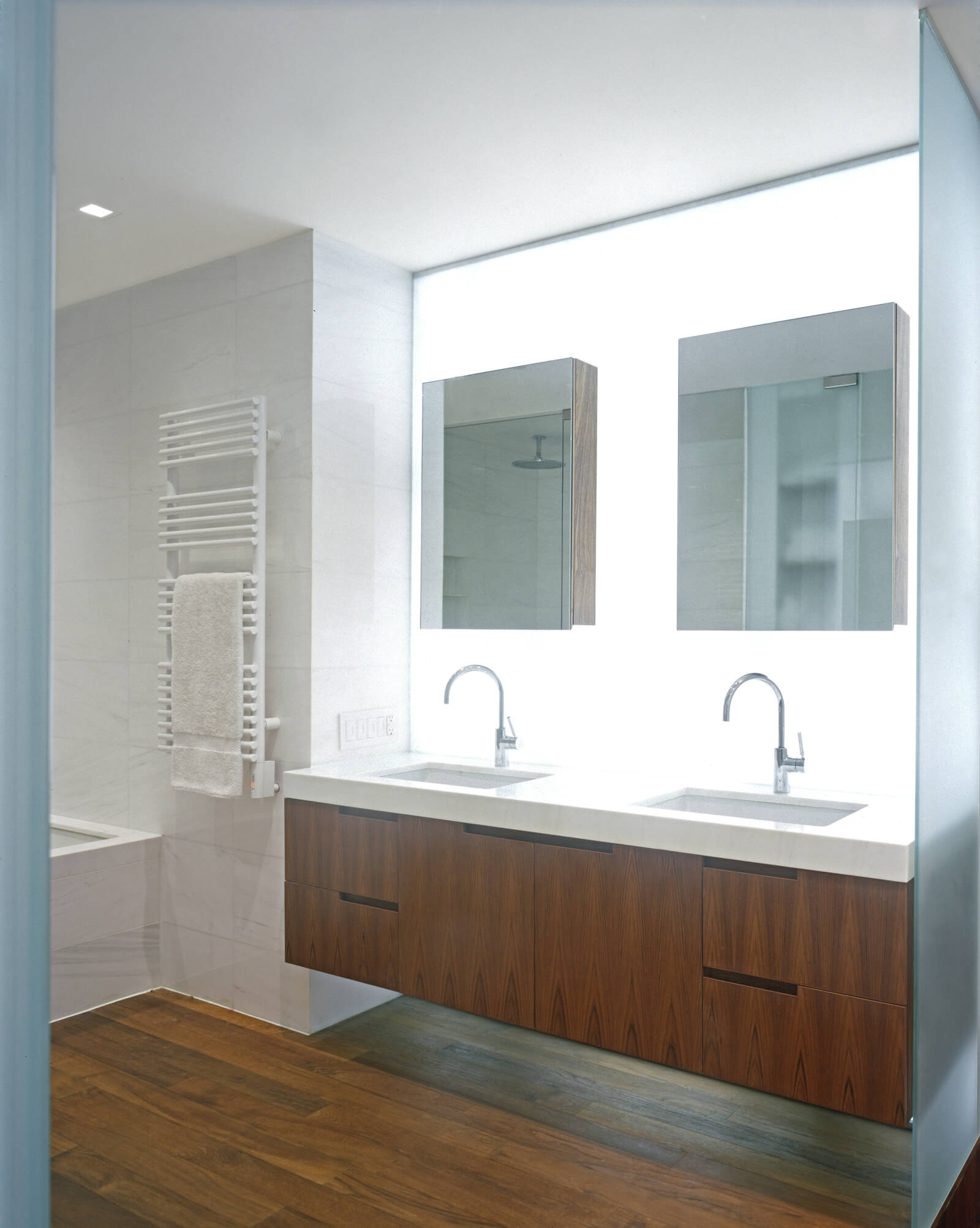 Chelsea Loft Combination - bathroom