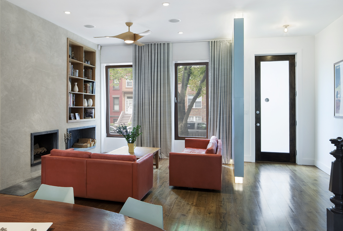 Carroll Gardens Brownstone, Living Room by Sherman Architects