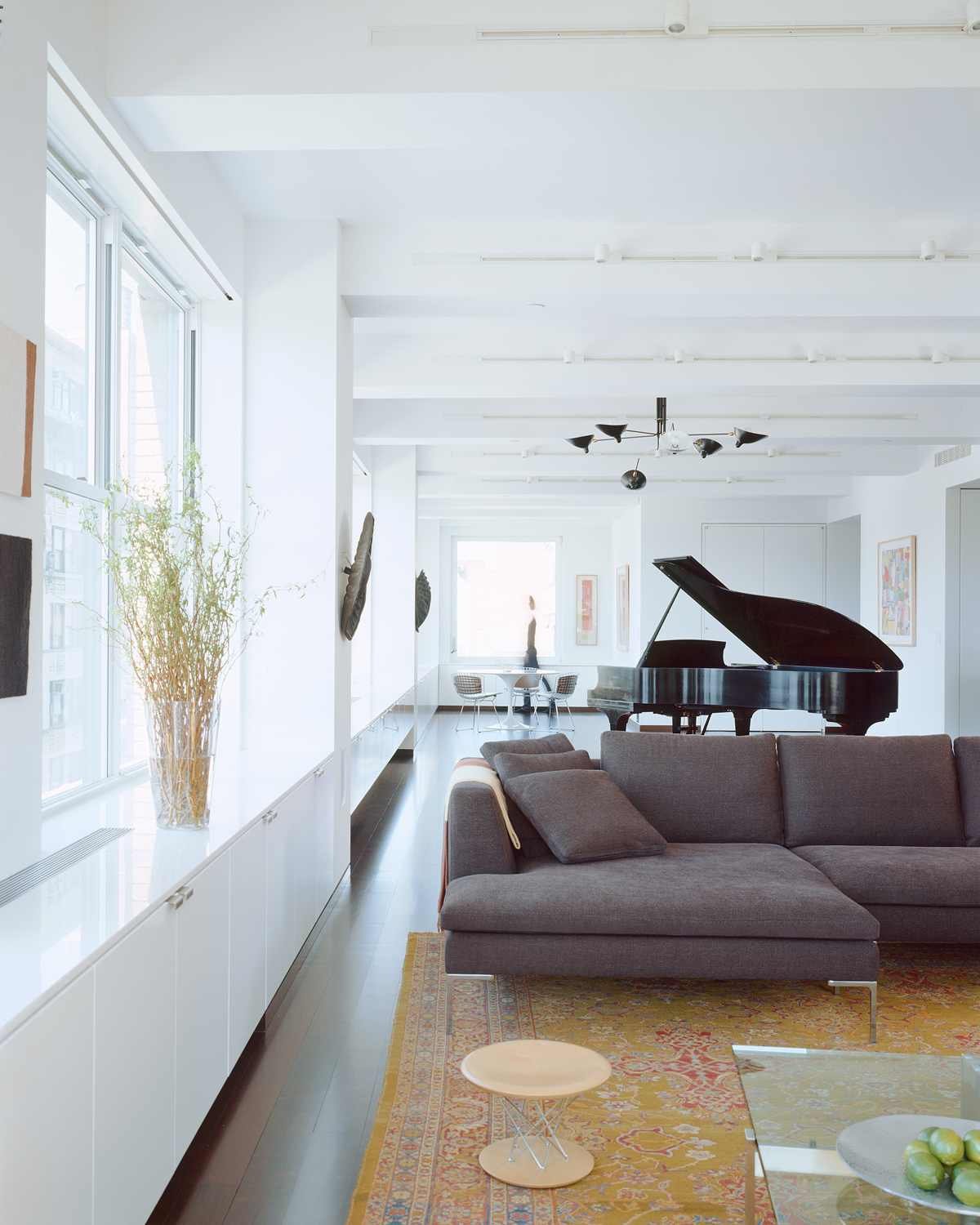 Chelsea Loft, Living Room by Sherman Architects