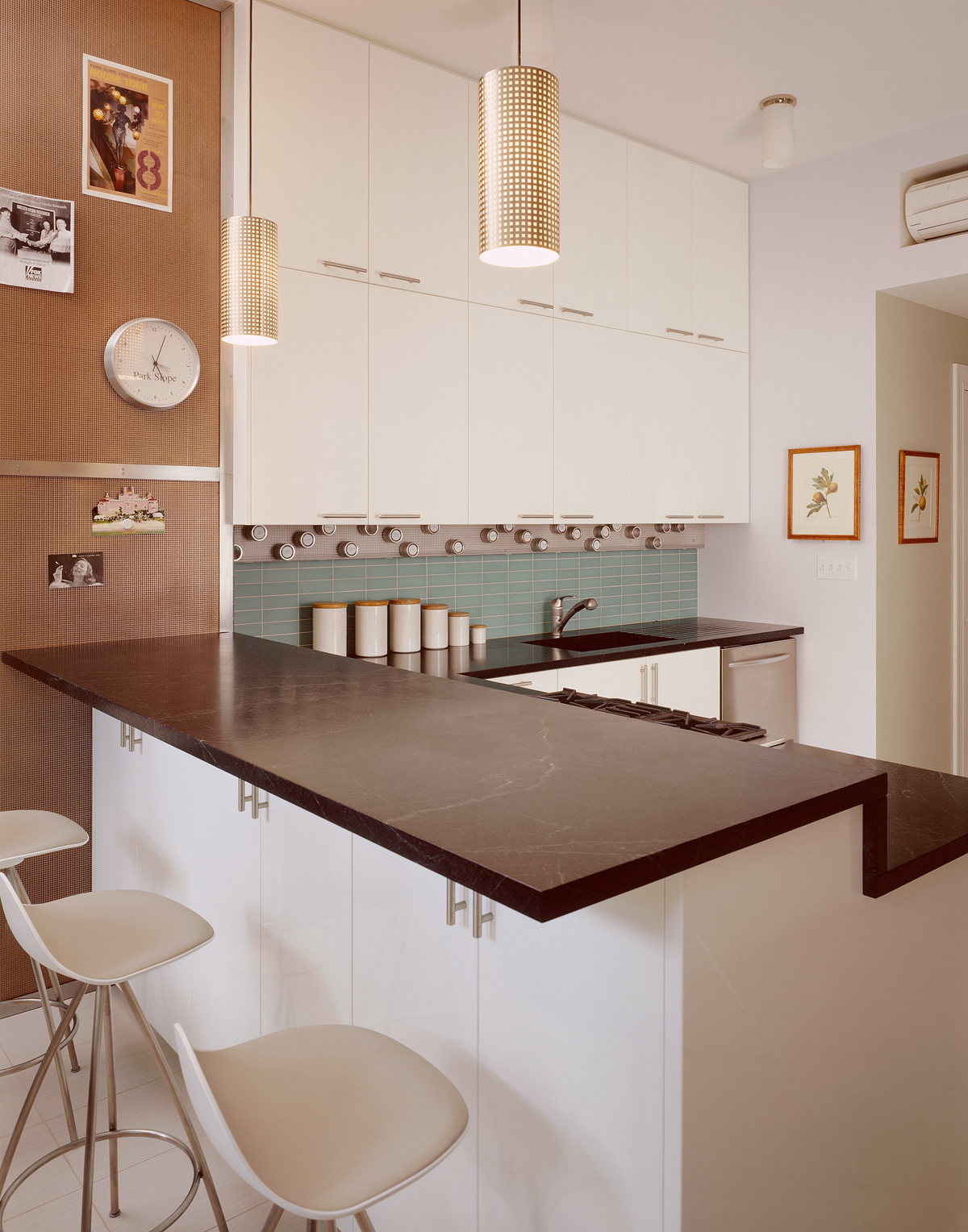 Park Slope Triplex, Kitchen by Sherman Architects