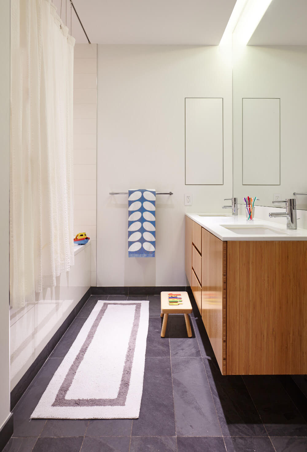 Prospect Heights Addition, Bathroom by Sherman Architects