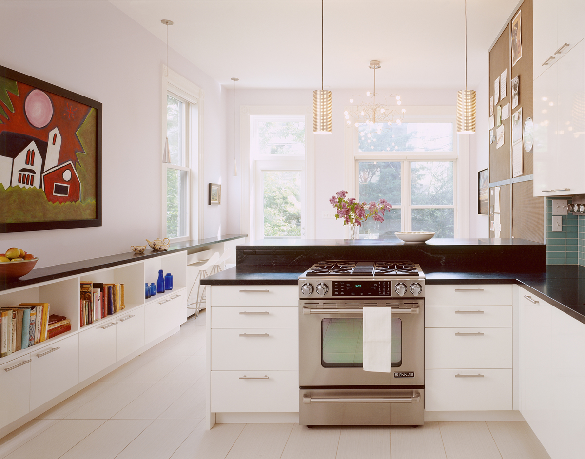 Park Slope Triplex, Kitchen by Sherman Architects