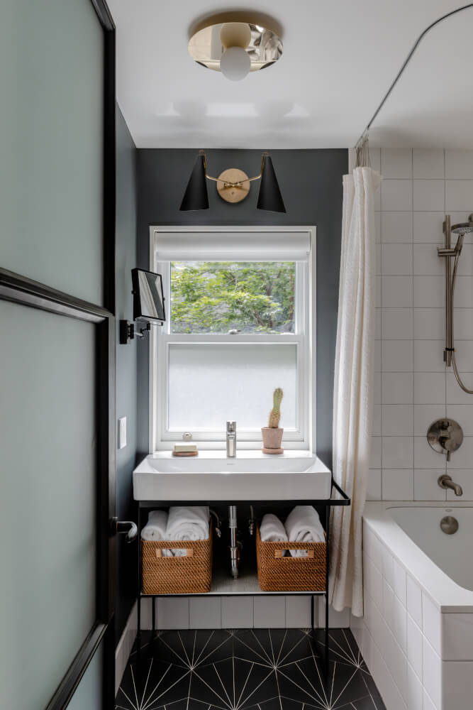 Prospect Heights Brownstone, Bathroom by Sherman Architects
