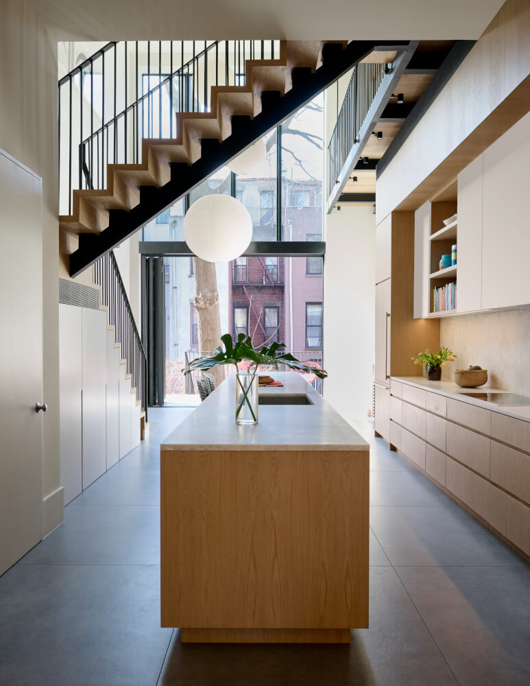 Manhattan Brownstone - Kitchen