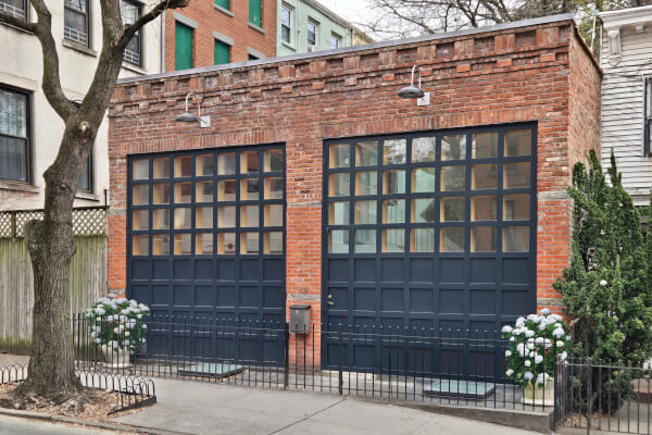 Brooklyn Carriage House - residential facades