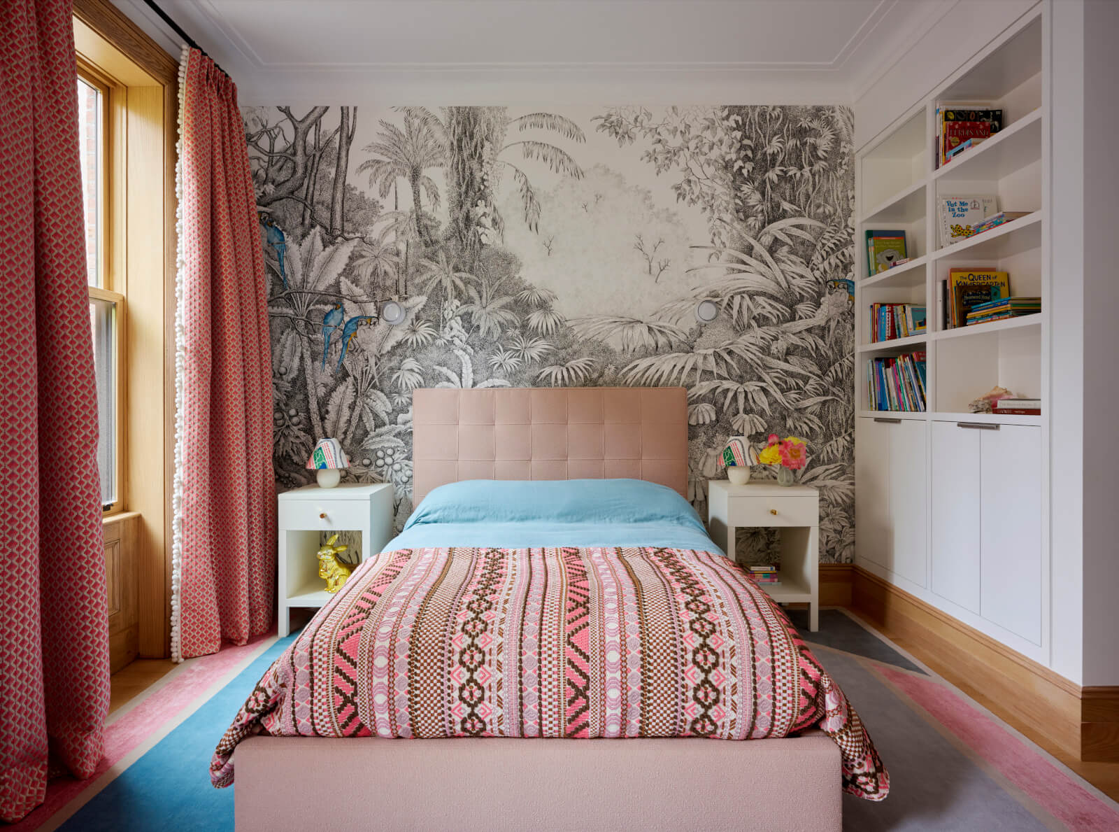 Upper West Side Brownstone - kid's bedroom