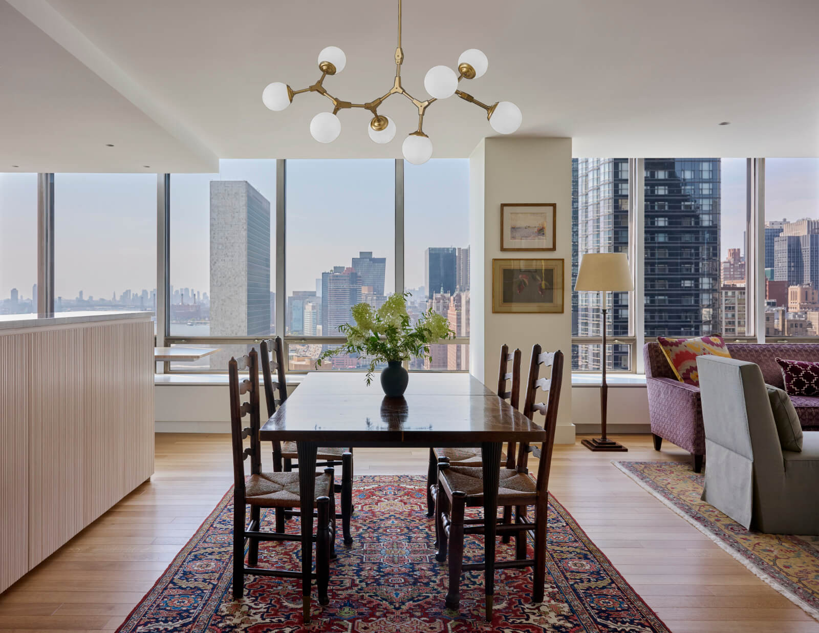 UN Plaza Apartment modern dining room