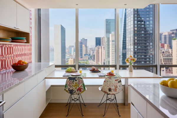 UN Plaza Apartment modern breakfast bar